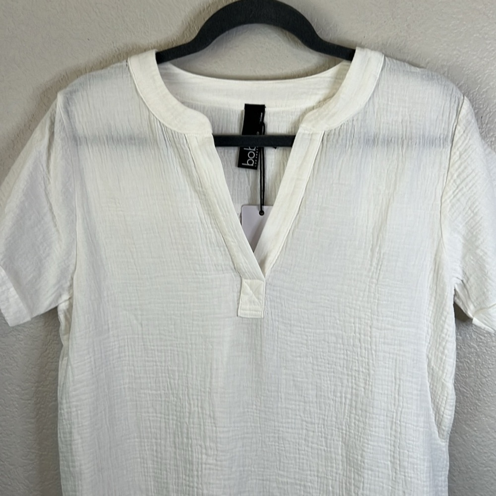 Bobi Split Neck Ruffle Hem Mini Dress In Cream Size M - Picture 5 of 11